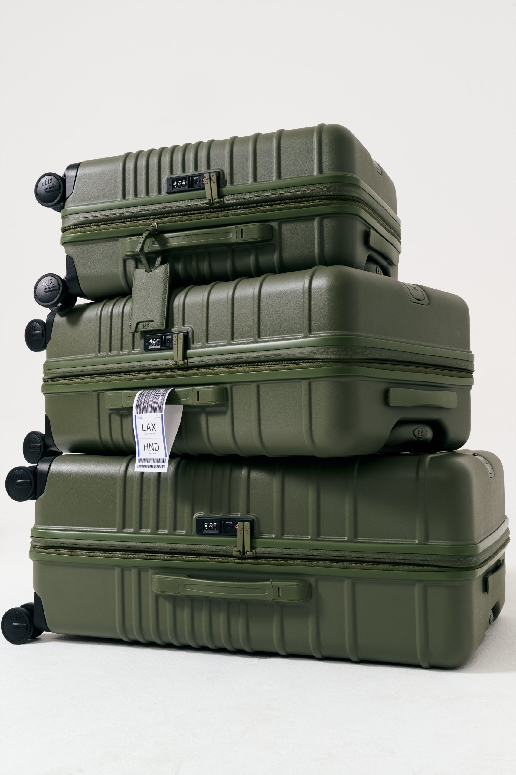 The Large Check-In Roller in Olive - Image 4