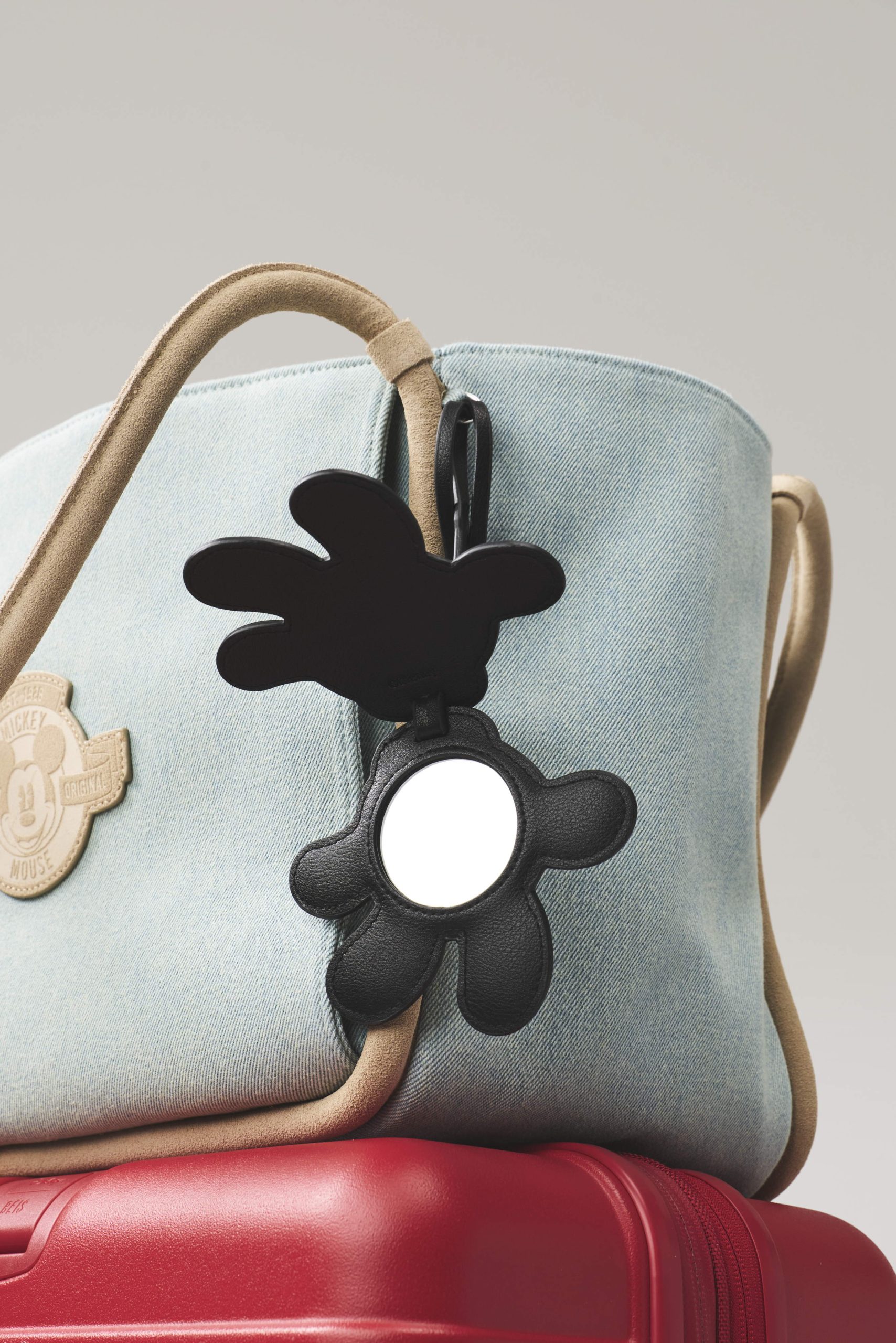 The Mickey Mouse Glove Mirror Charm in Black - Image 4